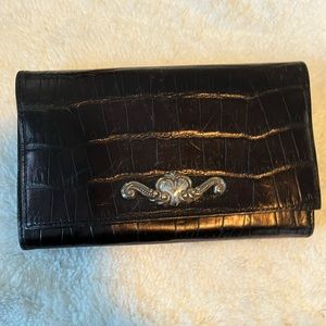 Brighton wallet organizer. Gently used in great condition. Straps are missing.